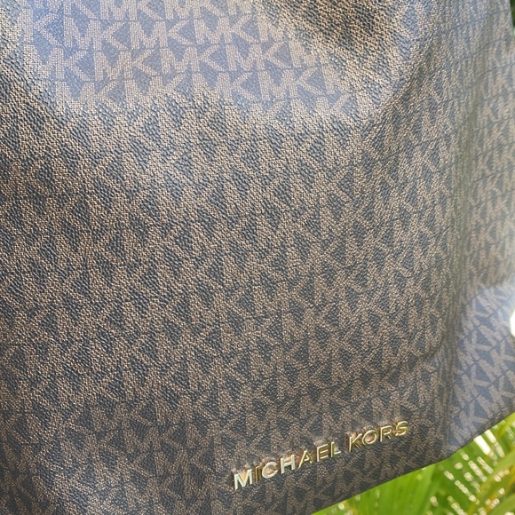 MICHAEL KORS SIGNATURE LOGO BROWN BAG - Picture 3 of 13